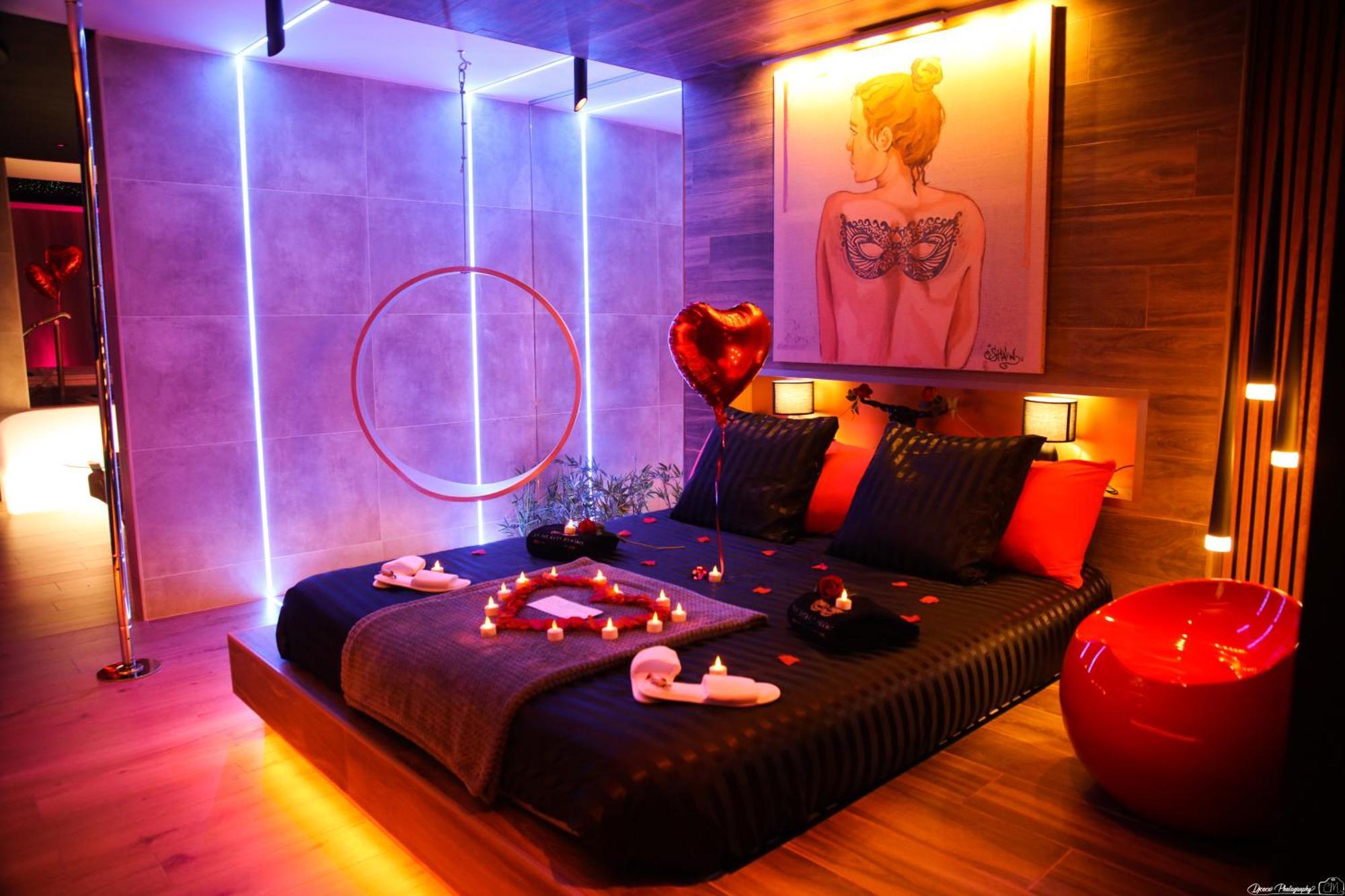 Les Secrets Rooms - Bonneval - Love Room - Spa Et Hammam Privatif Buitenkant foto